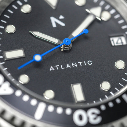 'Atlantic' Dive Watch (40mm) | Flare Orange